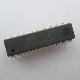 AT89C2051-24PU Microcontrolador de 8 Bits com Flash de 2kB