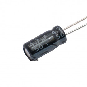 Capacitor Eletrolítico 4,7μF 4,7uF 4u7 50V 105ºC 5x11mm